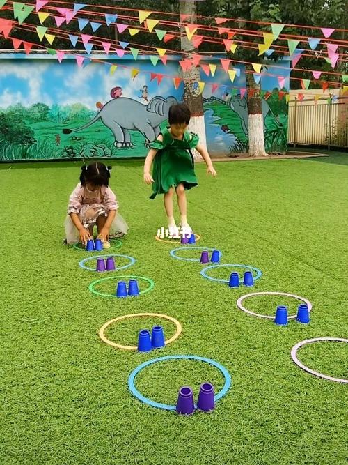 儿童幼儿园游戏（儿童幼儿园游戏画）