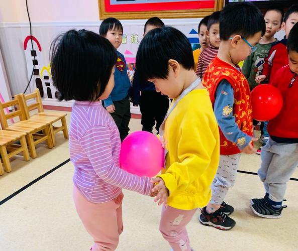 小孩子玩的室内游戏（少儿游戏5-10岁）