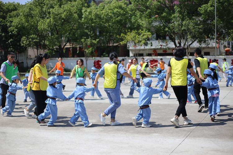 促进气氛的游戏（促进气氛的游戏叫什么）