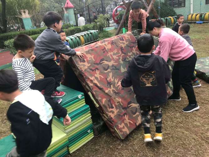 可以跟朋友一起玩的游戏有哪些（可以跟朋友一起玩的游戏有哪些手游）