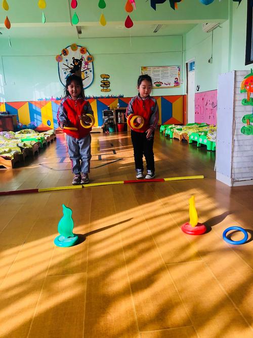 小学生游戏大全室内（小学生游戏大全室内游戏）