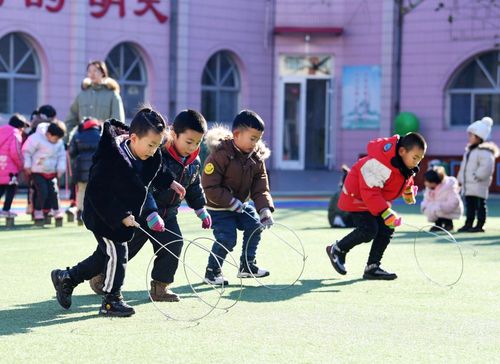 小孩喜欢玩的游戏哪个好玩点（小孩喜欢玩的游戏有哪些）