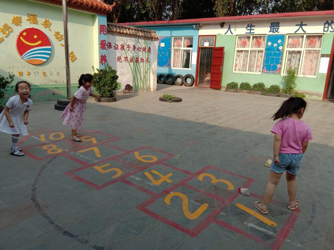 开办学校的游戏（可以经营学校的游戏）