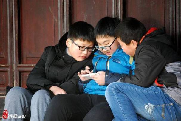 现在小学生能玩游戏吗（现在小学生还能玩游戏吗）