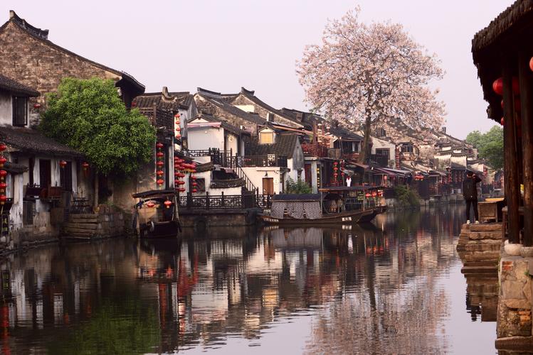 2024年能赚rmb的手游 (最新手游排行榜2024年赚人民币的游戏有哪些 )